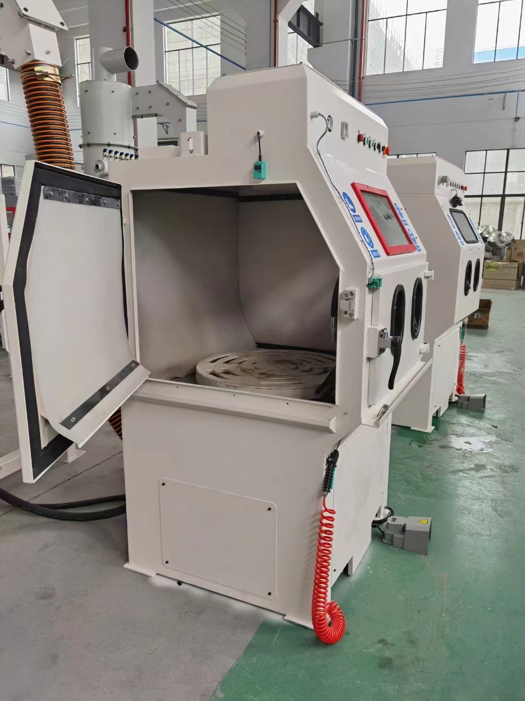 忠县移动式抛丸机的工作原理?